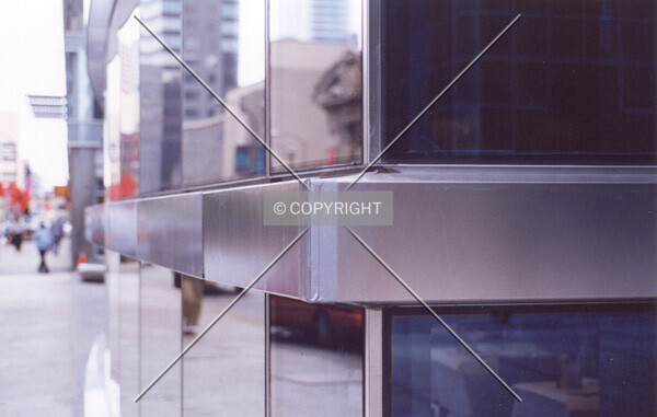 Photo 100-451-979
