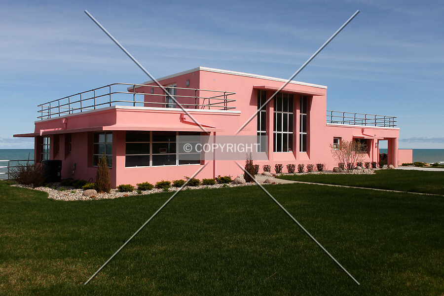 Photo 102-897-798