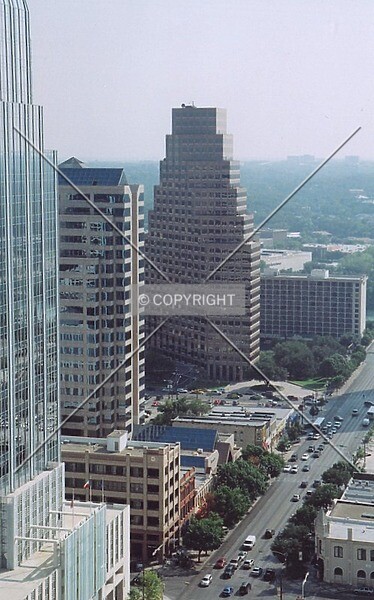 Photo 103-410-503