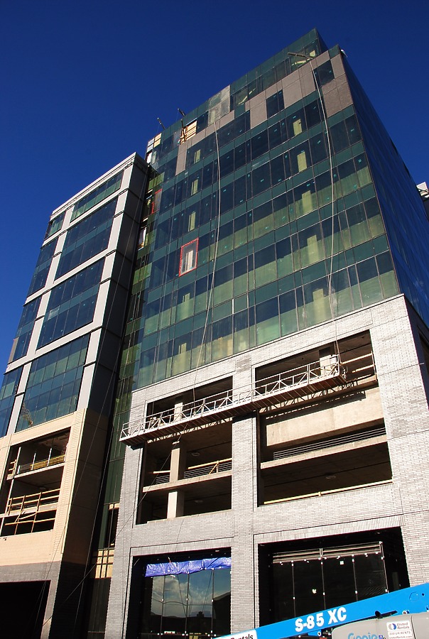 Photo 104-338-659