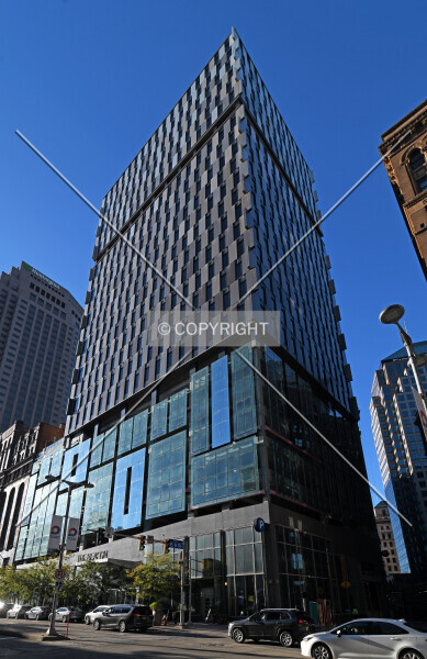 Photo 104-966-576