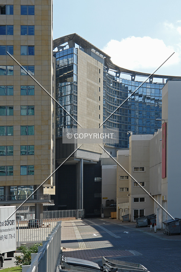 Back side of the Maritim Hotel