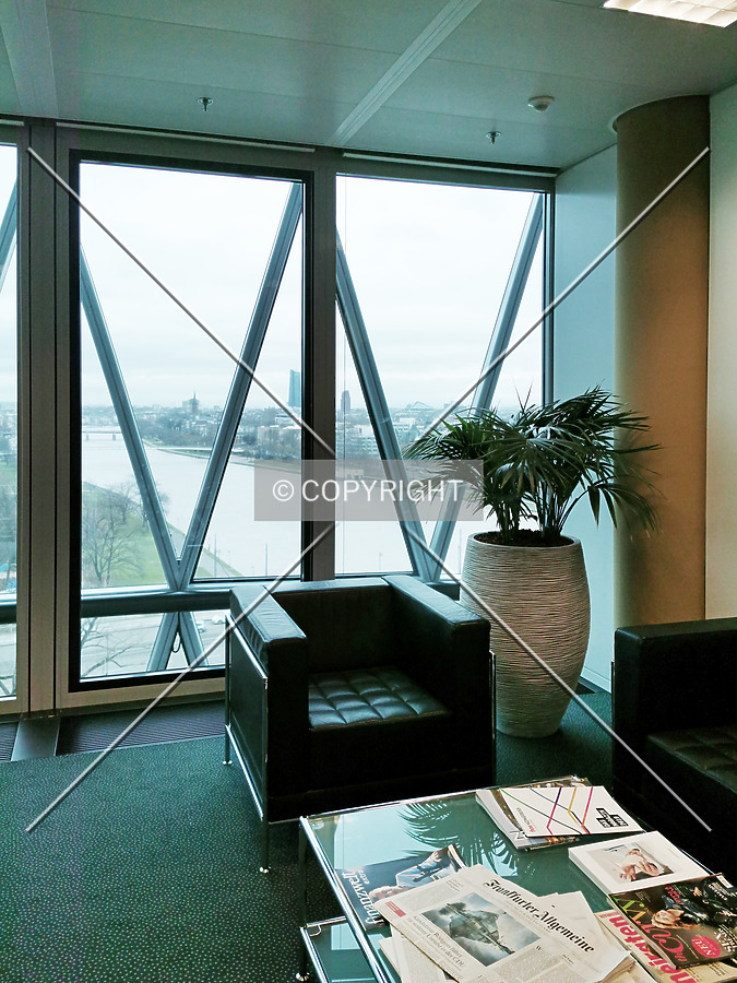 Shares offices - Signature by Regus
