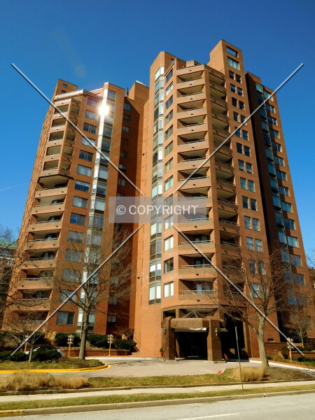 Photo 105-947-325