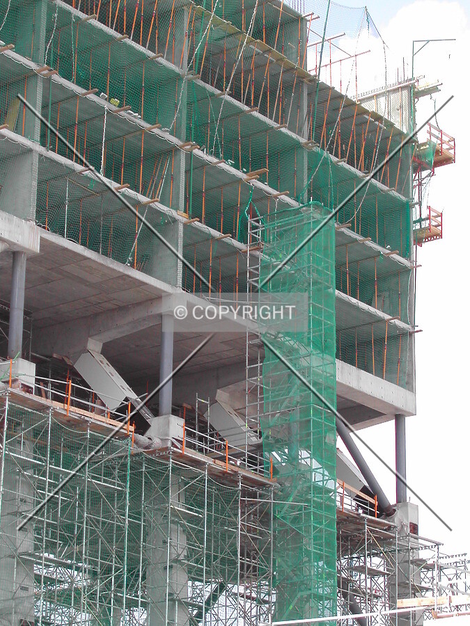 Close view of the structural transition