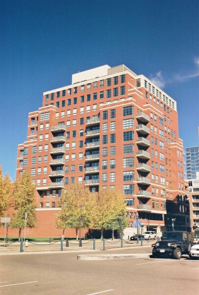Photo 108-264-448