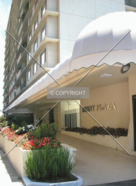Doheny Plaza