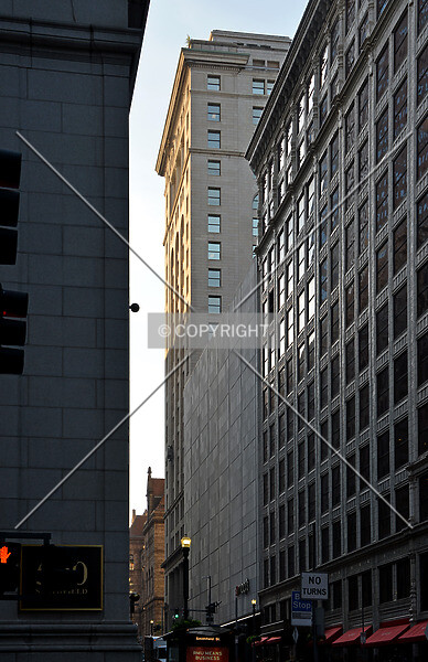 Photo 109-983-733