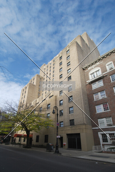 Photo 110-507-822