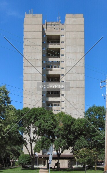 Photo 110-753-884