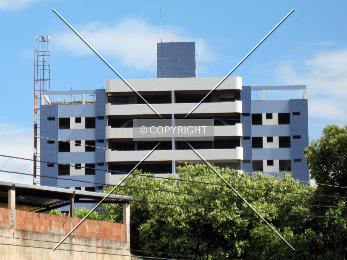 Top floors seen from Rua Israel Pinheiro