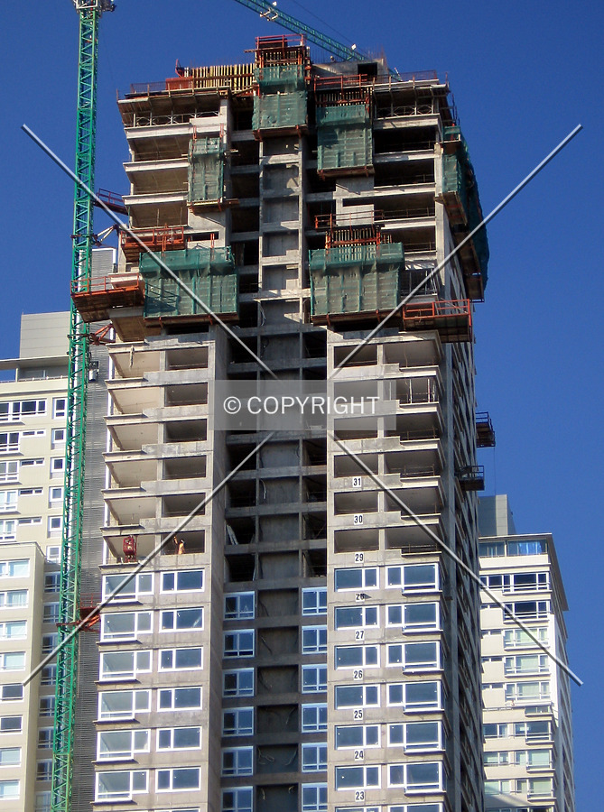 Completing the roof of the floor 43