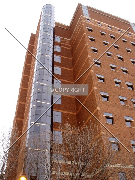 Photo 115-528-647