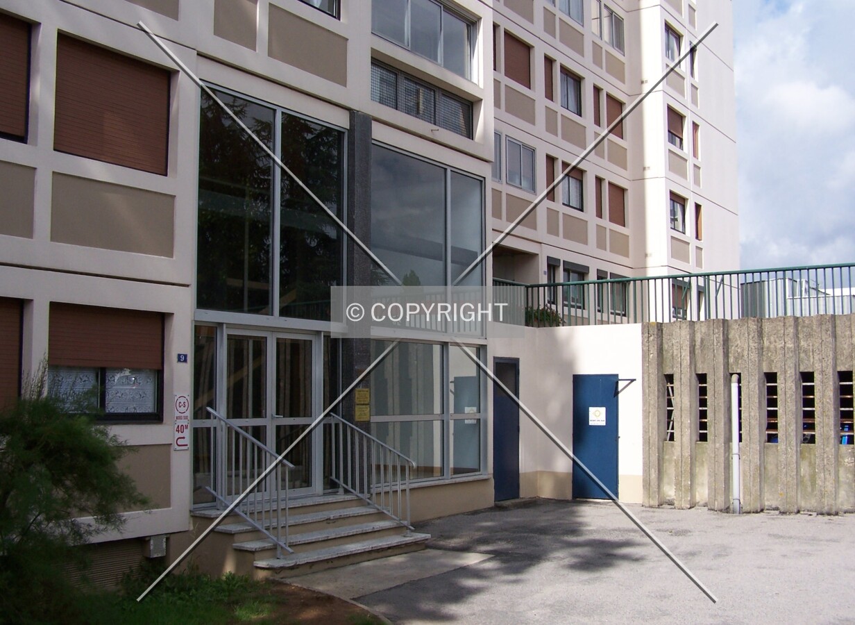 Main entrance on the east side