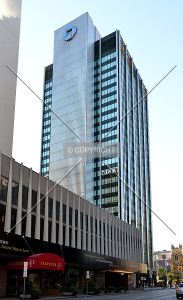 Photo 120-187-610