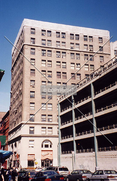 Photo 120-317-704