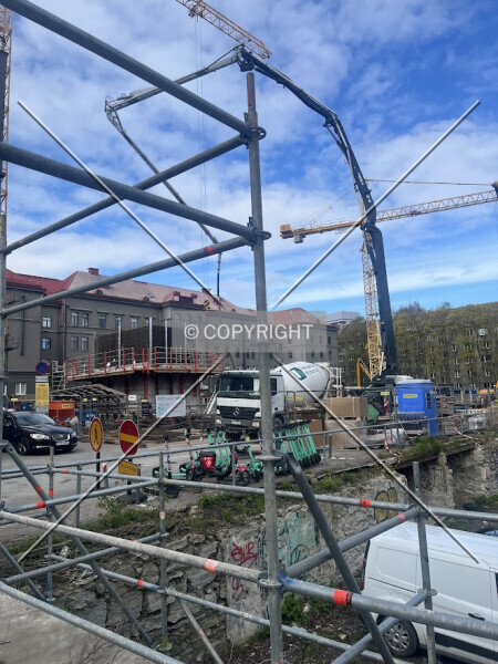 Photo 121-190-833