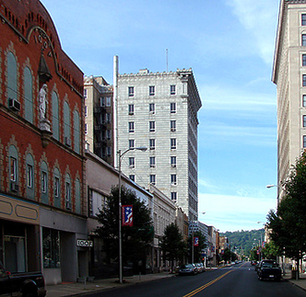 Photo 122-131-649