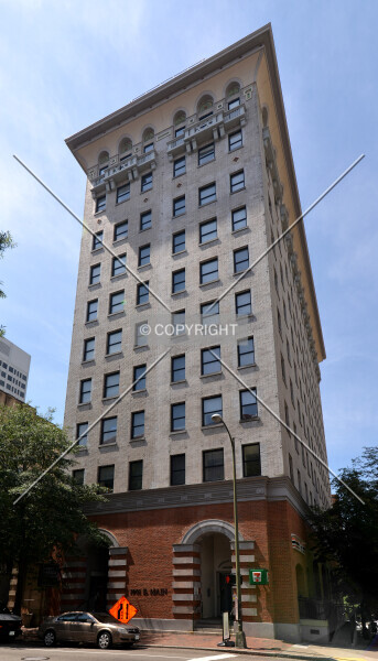 Photo 122-937-439