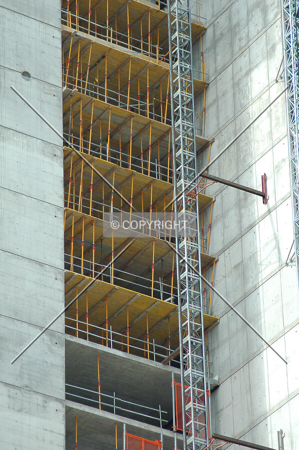 Close-up of the top of the concrete lift core