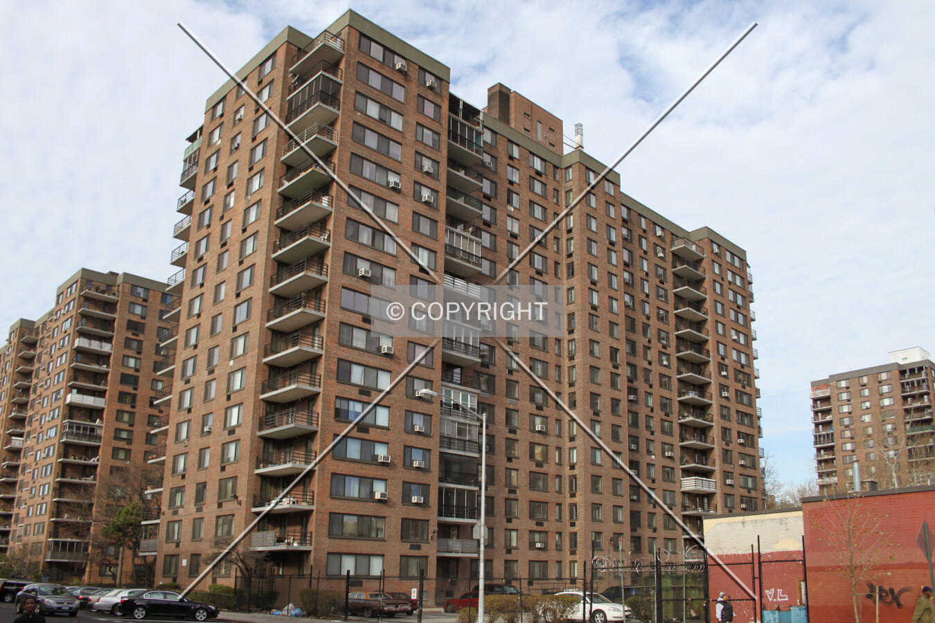 Photo 124-245-562
