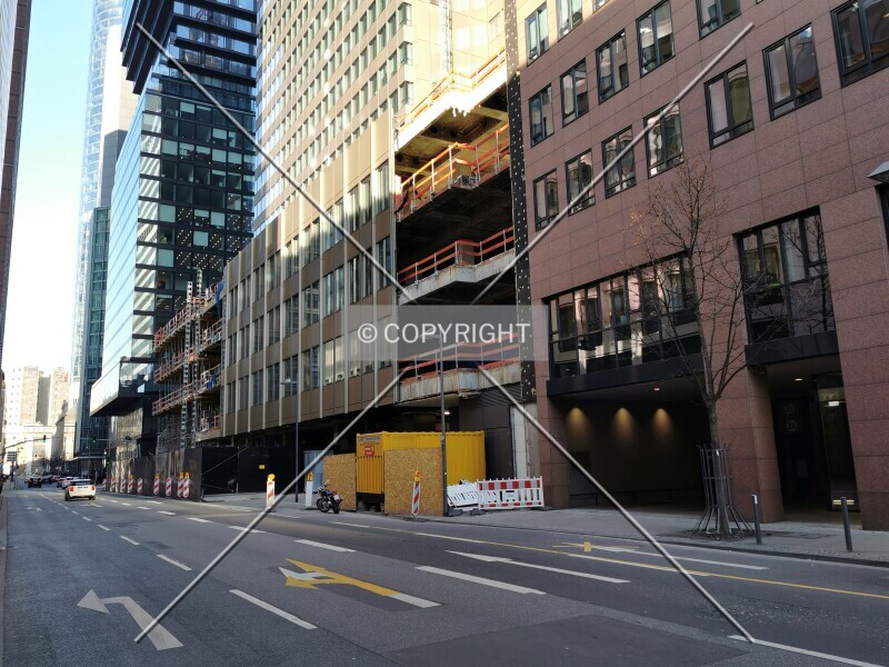 Photo 124-659-476