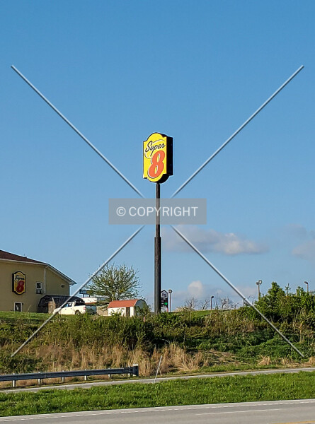 Super 8 Sign