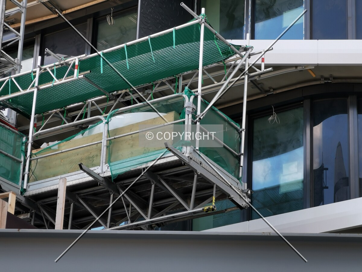 Photo 126-295-402