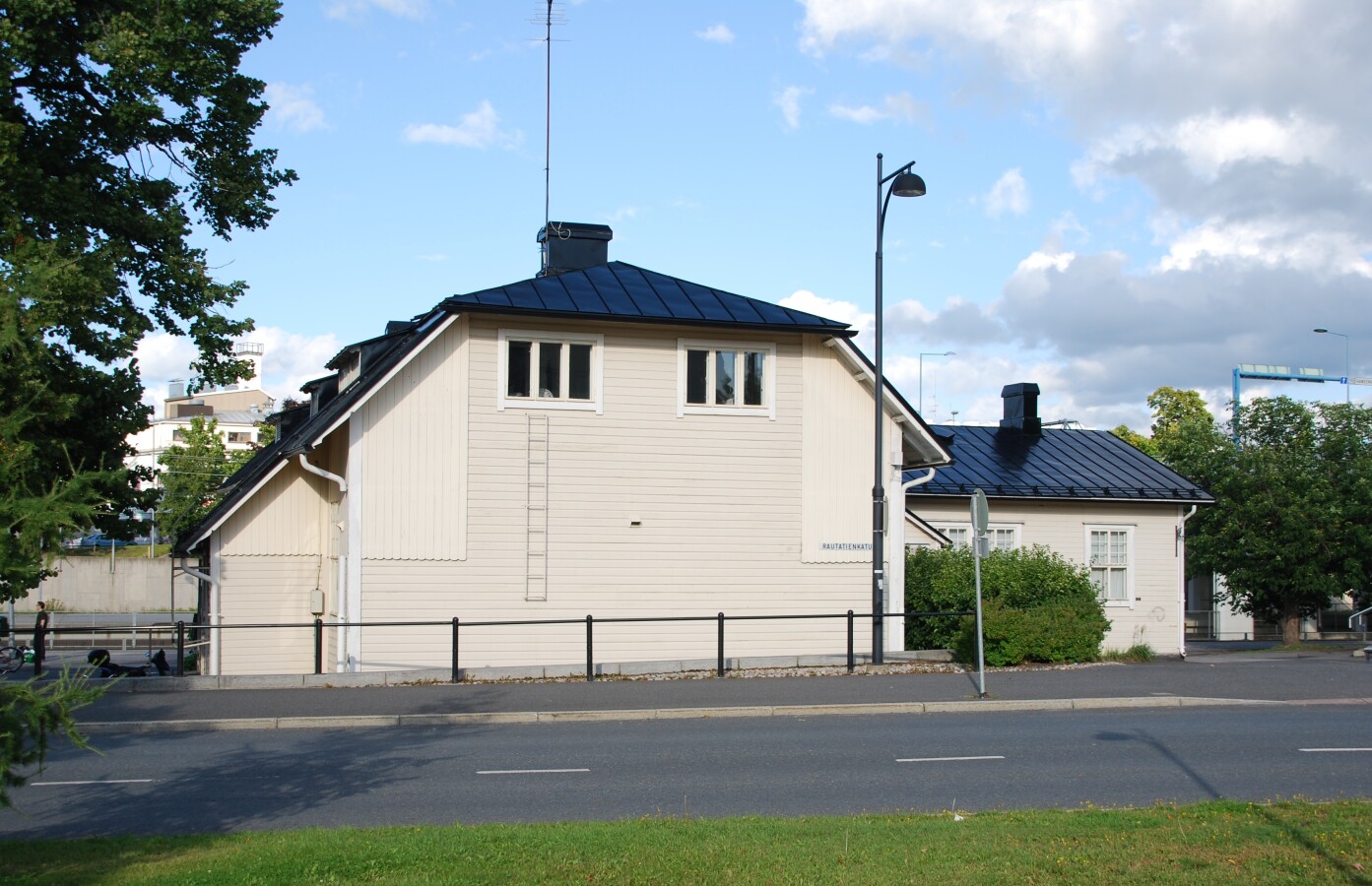 Photo 126-359-483