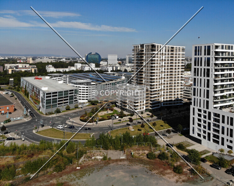 Photo 127-242-094