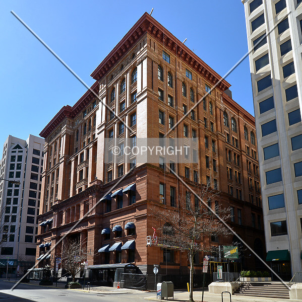 Photo 127-661-196