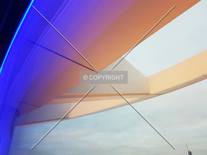 Photo 128-729-880