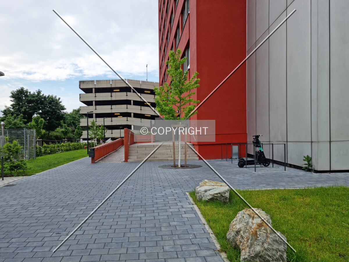 Photo 128-979-528