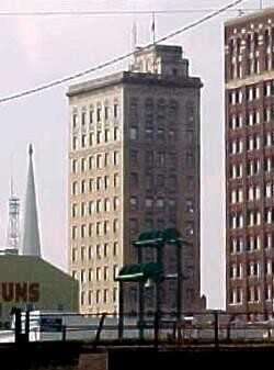Photo 129-039-878