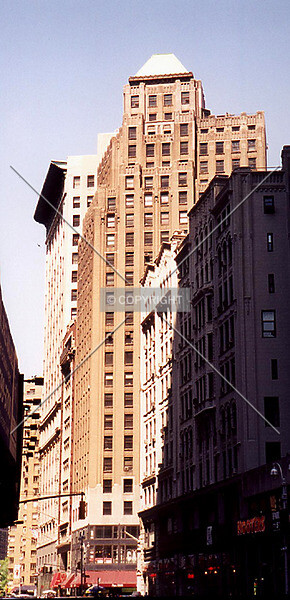 Photo 130-819-085