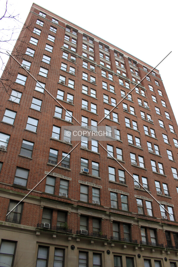 Photo 131-362-097