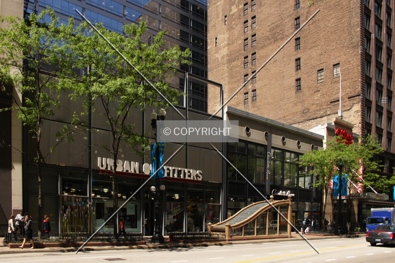Photo 131-768-835