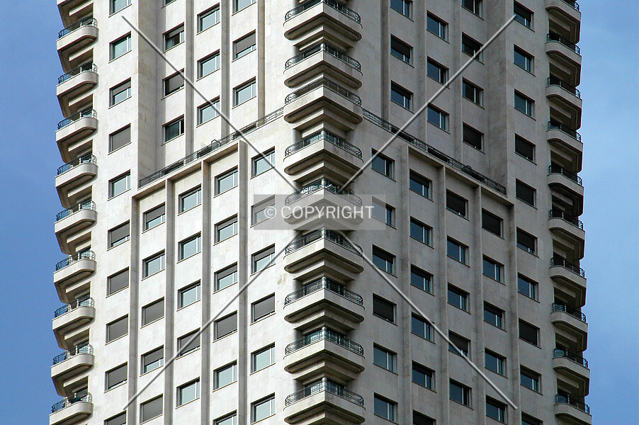 Photo 132-466-748