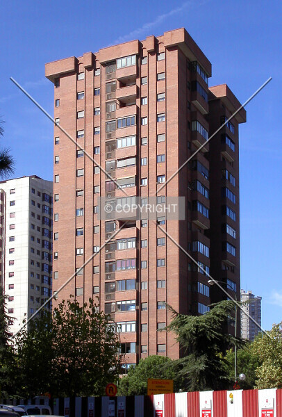 Photo 132-943-897