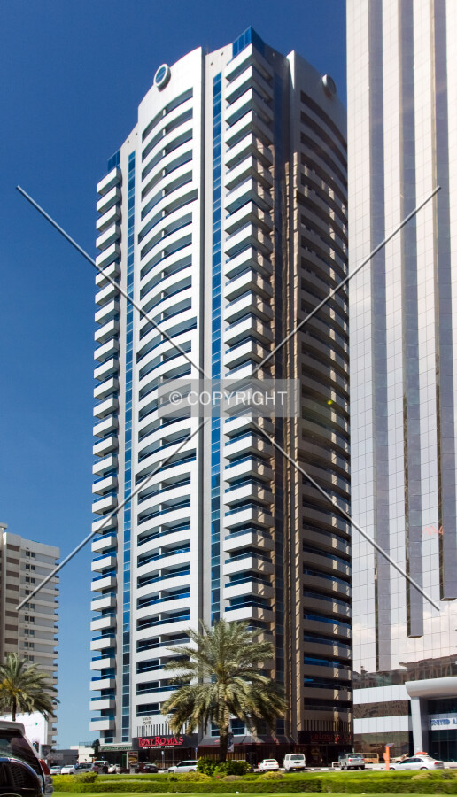 Photo 136-574-651
