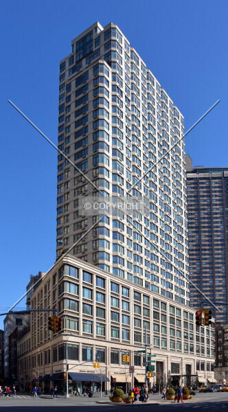 Photo 136-989-672
