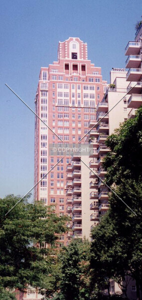 Photo 139-996-707