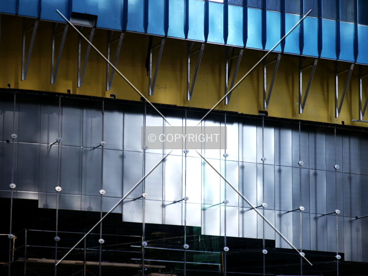 Detail of the parking ramp over the lobby