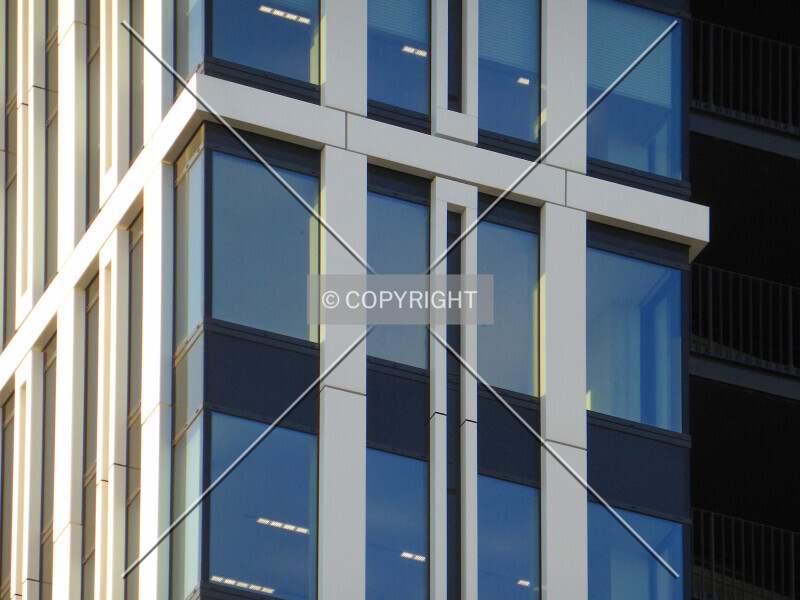 Photo 141-858-683