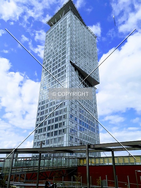 Photo 142-107-697