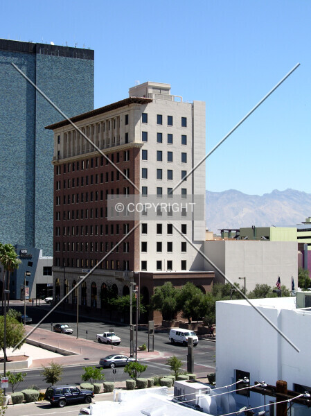 Photo 142-359-818
