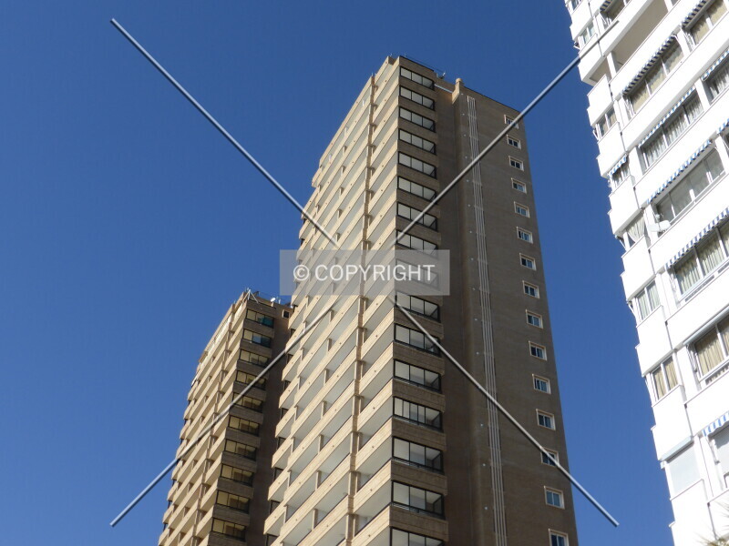 Photo 143-690-141