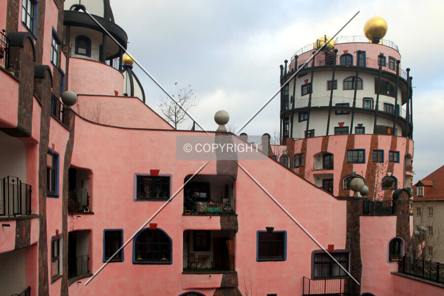 Photo 143-932-829