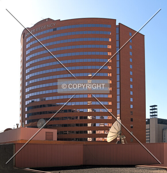 Photo 144-329-546