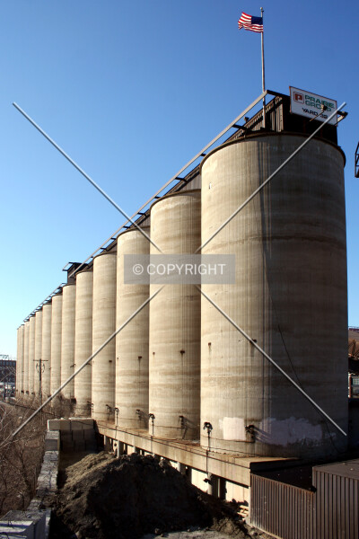 Photo 144-423-321